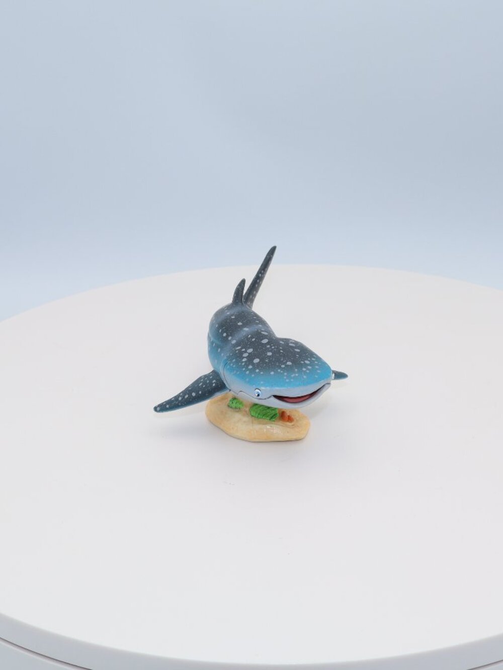 Disney Pixar Destiny the whale shark from Finding Dory - Picture 10 of 11